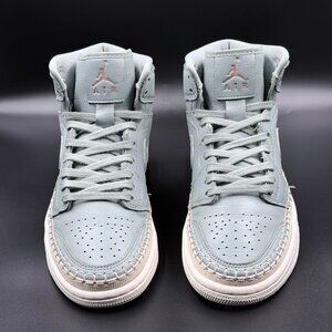 Wmns Air Jordan 1 Retro High Premium 'Mica Green'